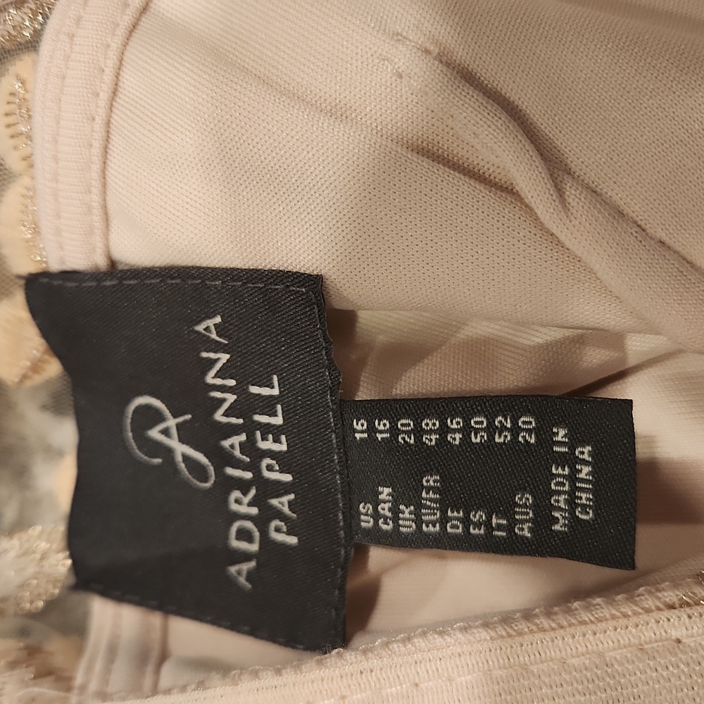 Adrianna Papell bell sleeve sheath dress. - Picture 3 of 6